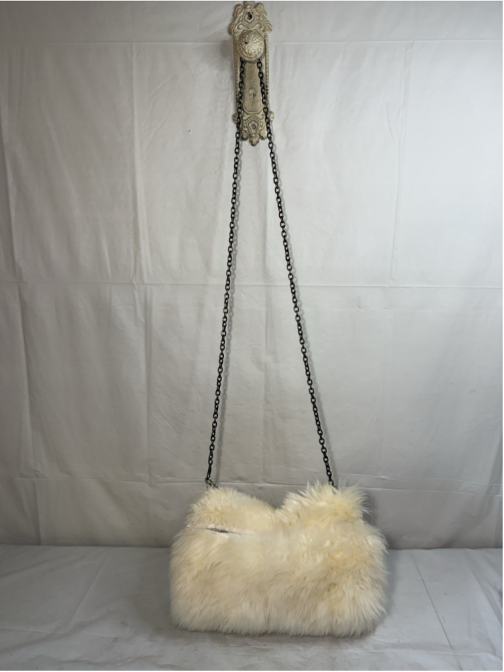 AUSTRALIA FLUFF MOMMA PURSE AND HANDMUFF crossbody shoulder bag - Picture 2 of 14